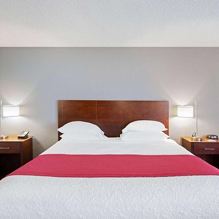 Ramada By Wyndham Bowling Green Exterior foto