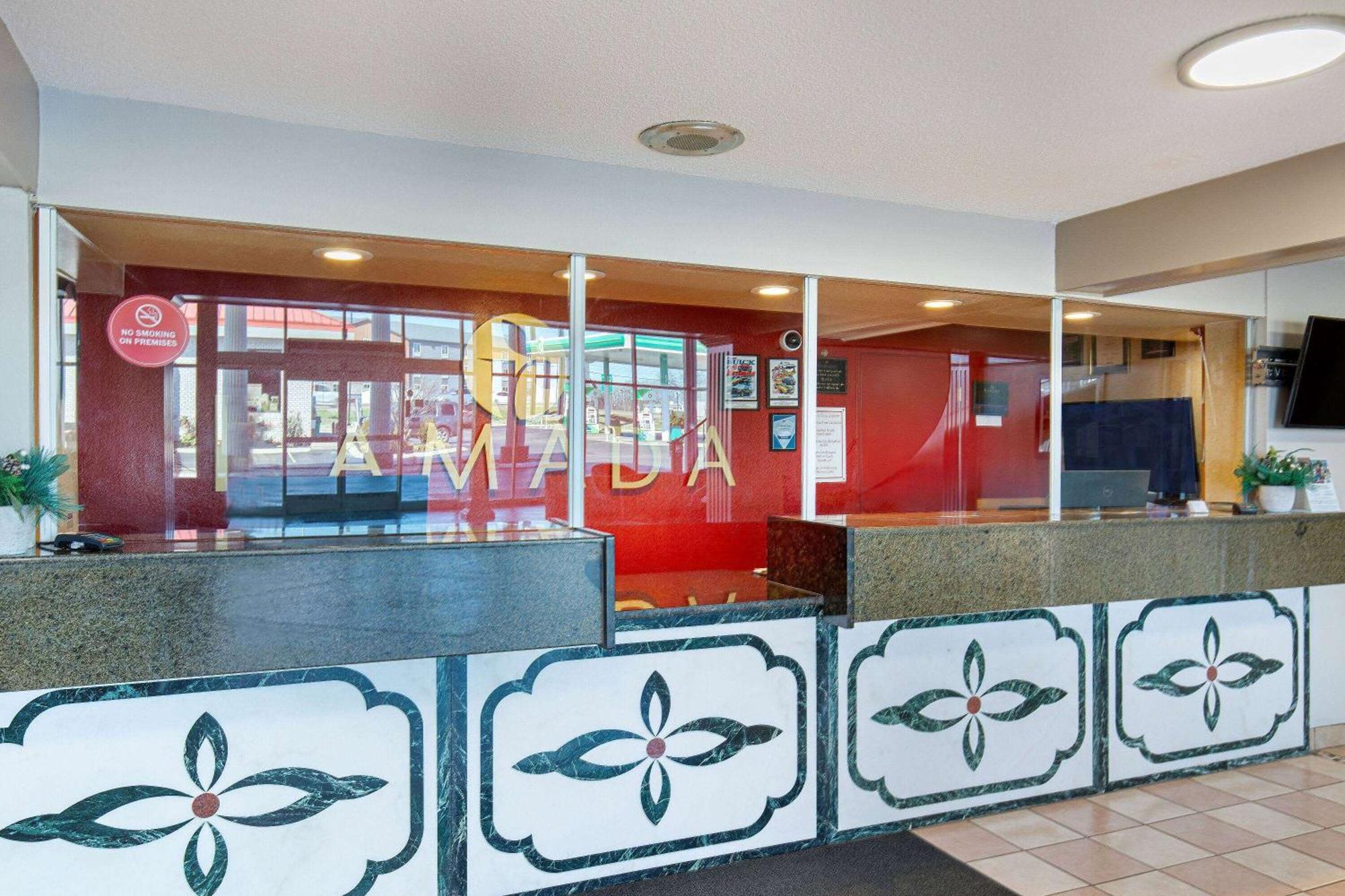Ramada By Wyndham Bowling Green Exterior foto