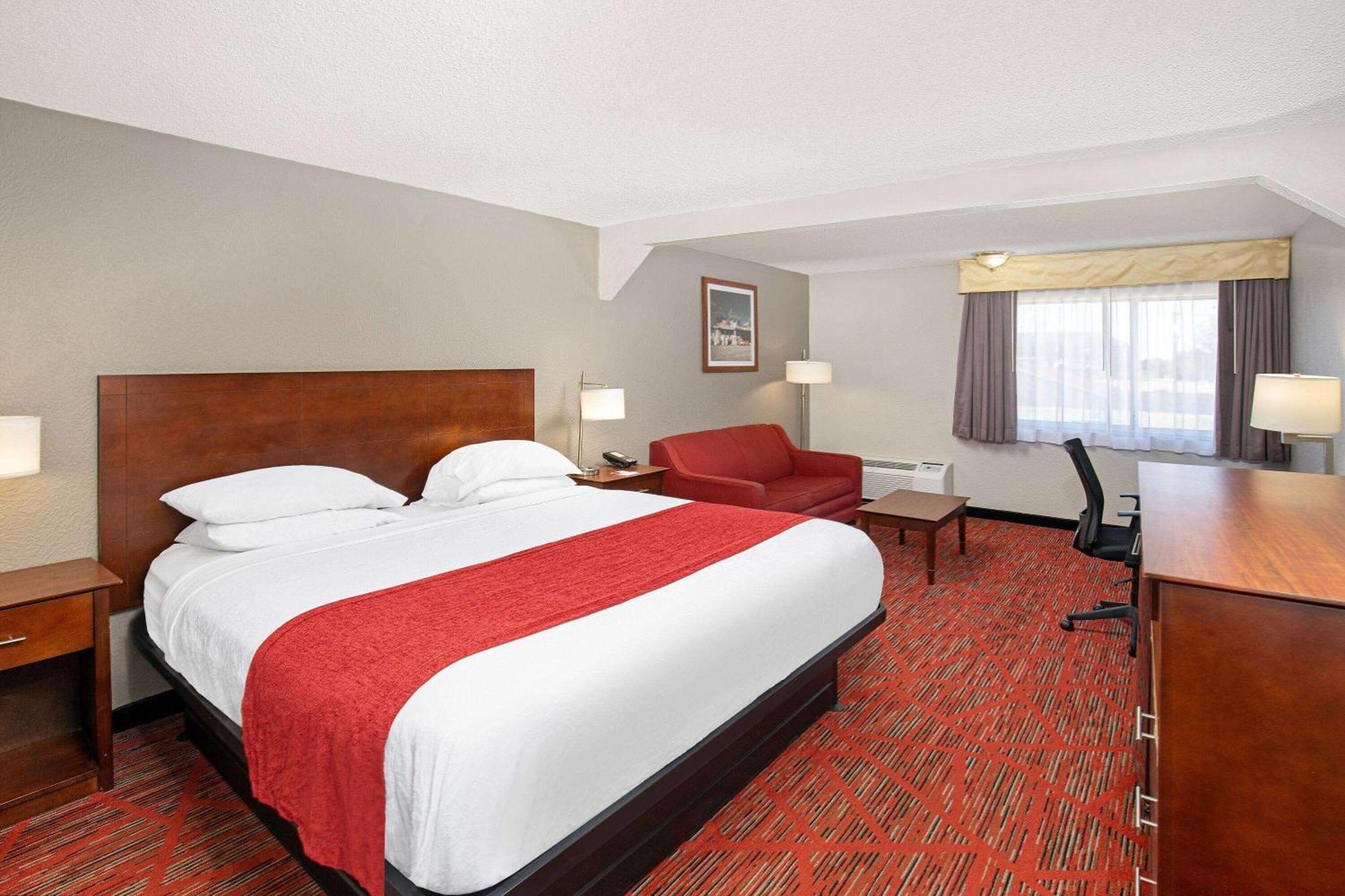Ramada By Wyndham Bowling Green Exterior foto