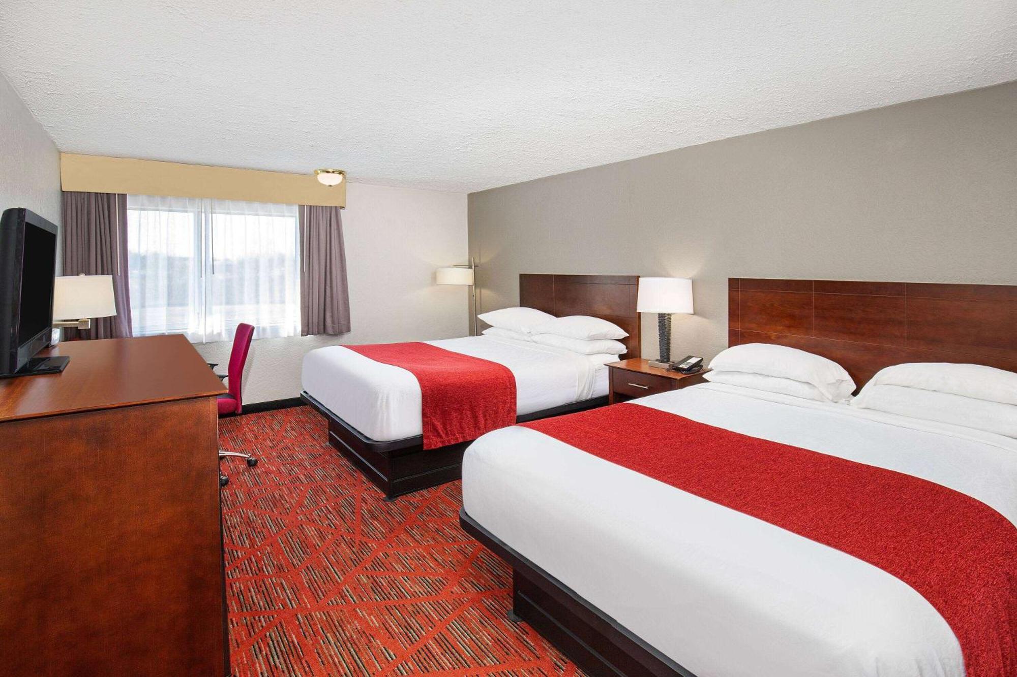 Ramada By Wyndham Bowling Green Exterior foto